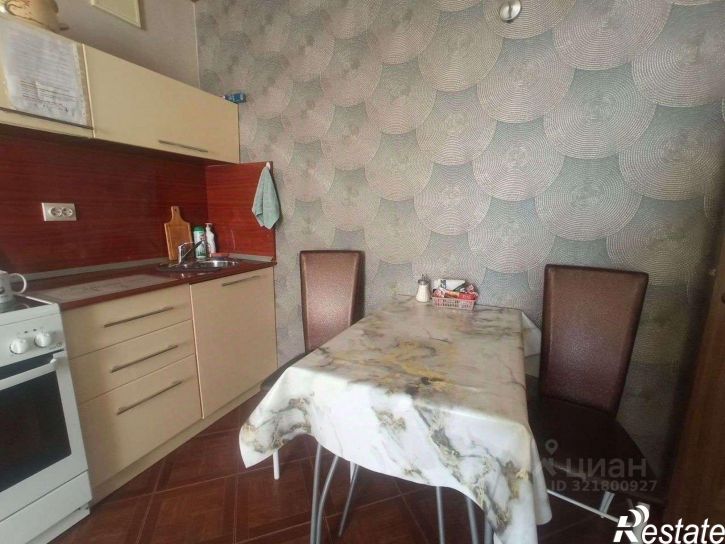 2-комн квартира улица Советской Армии, 120,  д. 120