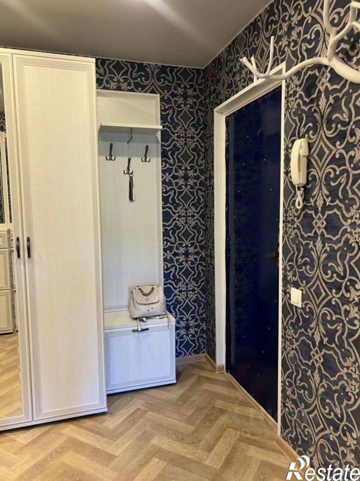 3-комн квартира Батайская улица, 1,  д. 1