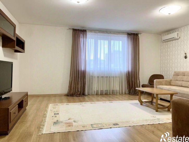 3-комн квартира ул Садовая, 200,  д. 200