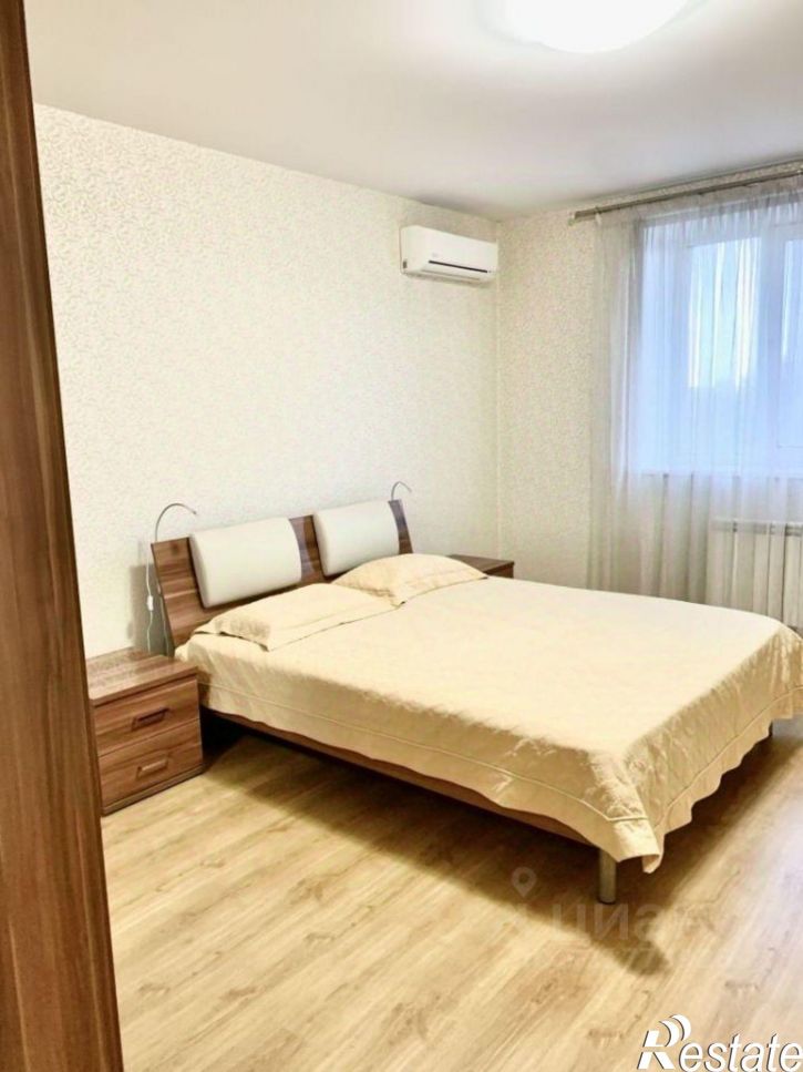 3-комн квартира ул Садовая, 200,  д. 200