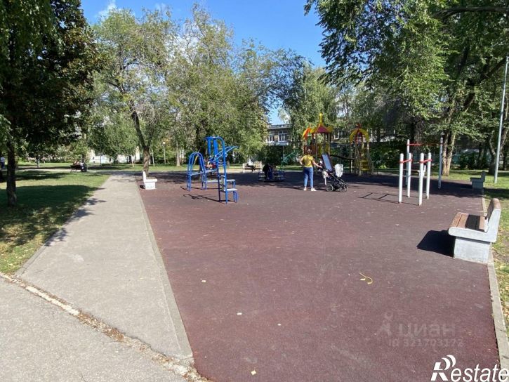 2-комн квартира Партизанская улица, 122,  д. 122