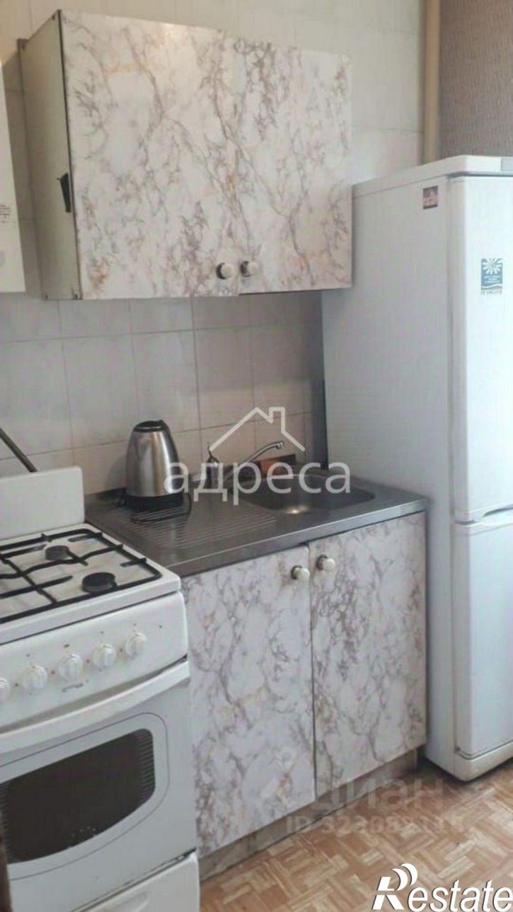 3-комн квартира улица Волгина, 106,  д. 106