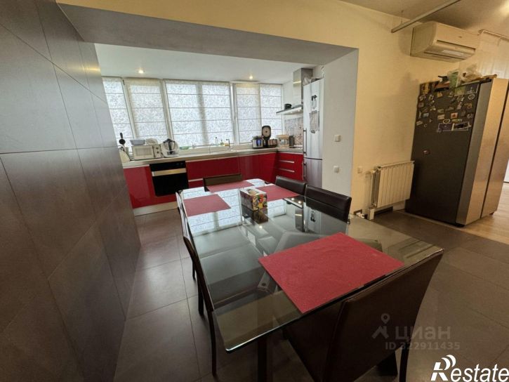 3-комн квартира ул Молодогвардейская, 172,  д. 172