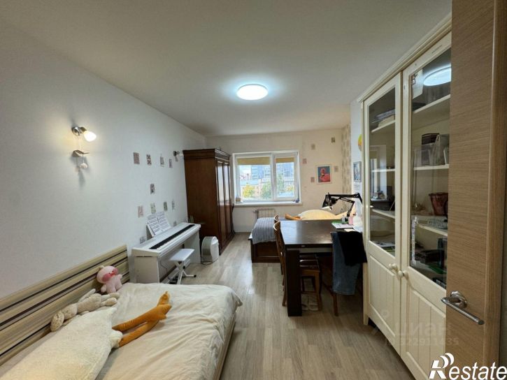 3-комн квартира ул Молодогвардейская, 172,  д. 172