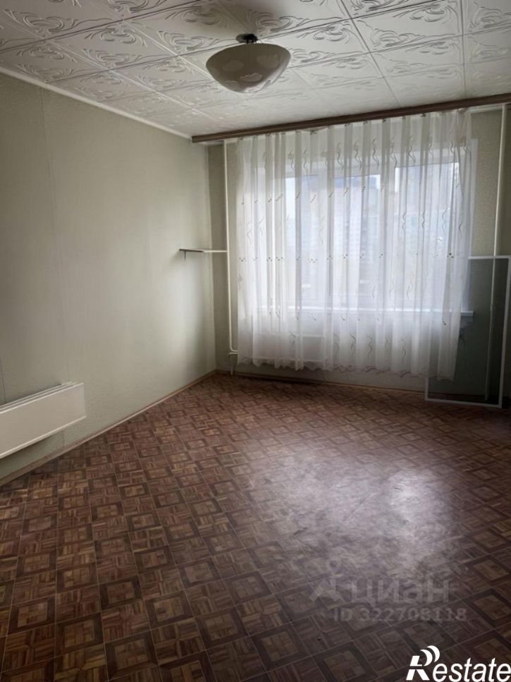 3-комн квартира ул Демократическая, 3,  д. 3