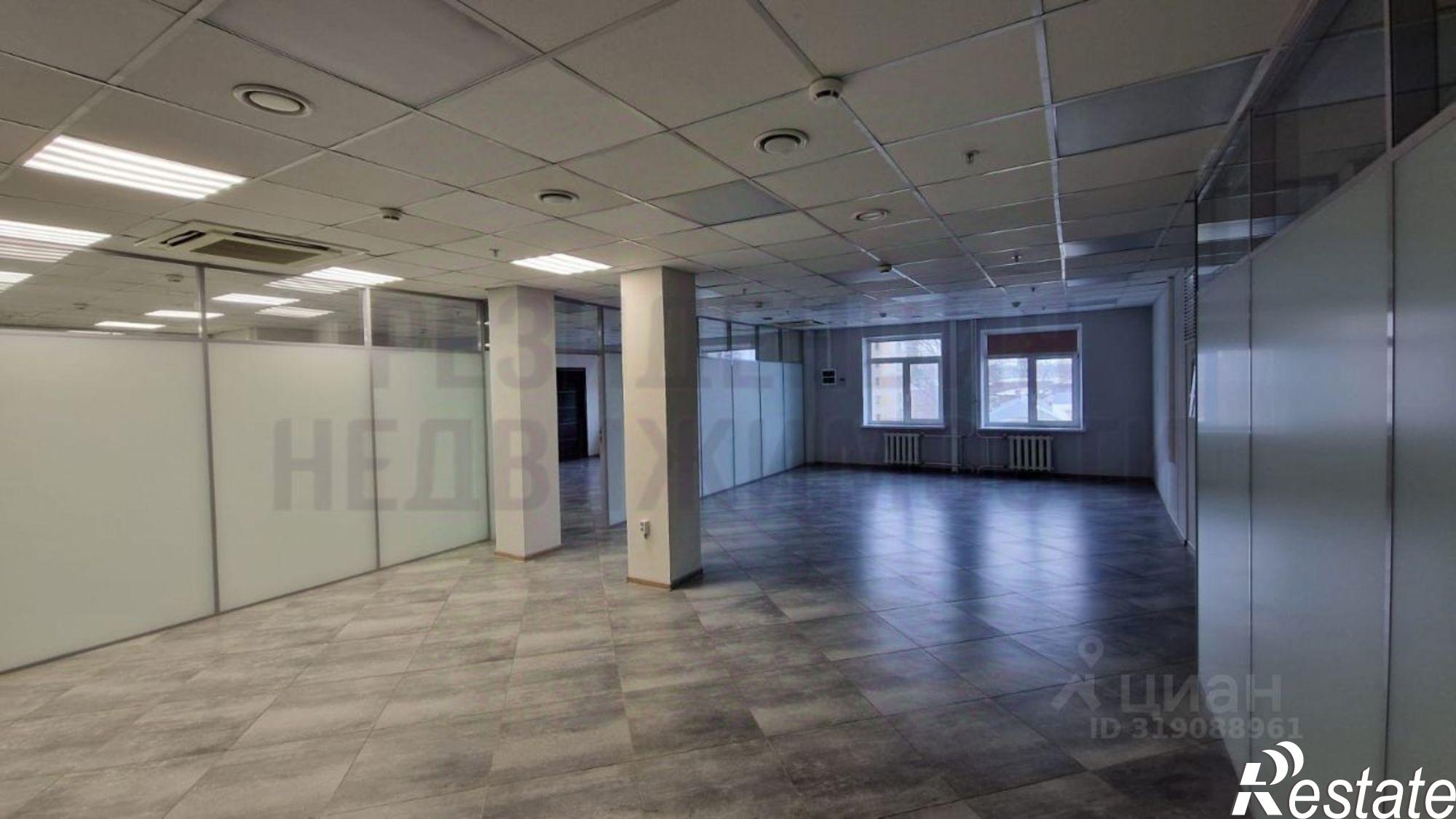 Сдать офис, помещение под офис за 56 667 рублей на улица Чкалова, 98