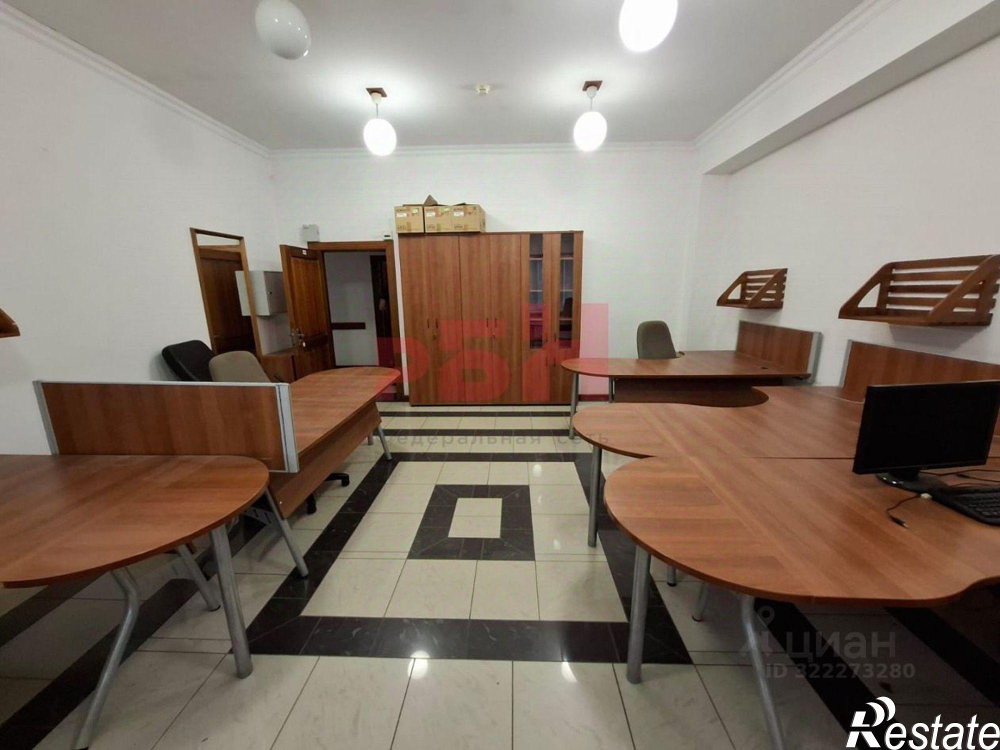 Сдать офис, помещение под офис за 51 400 рублей на проспект Кирова, 41А