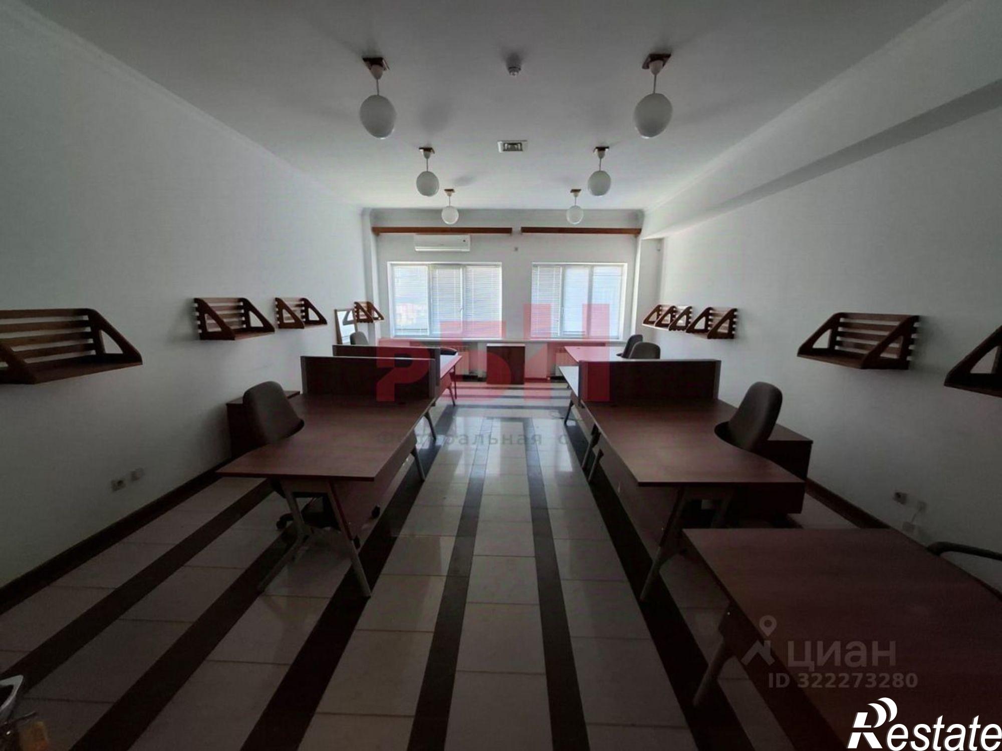 Сдать офис, помещение под офис за 51 400 рублей на проспект Кирова, 41А