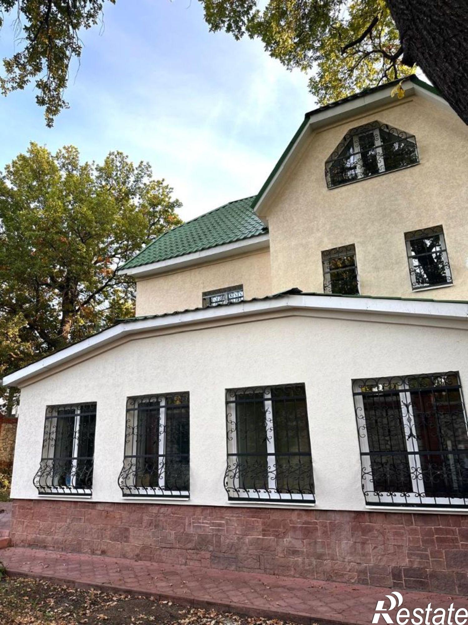 Сдать дачу, дом, коттедж за 150 000 рублей на 7-я просека, 55А