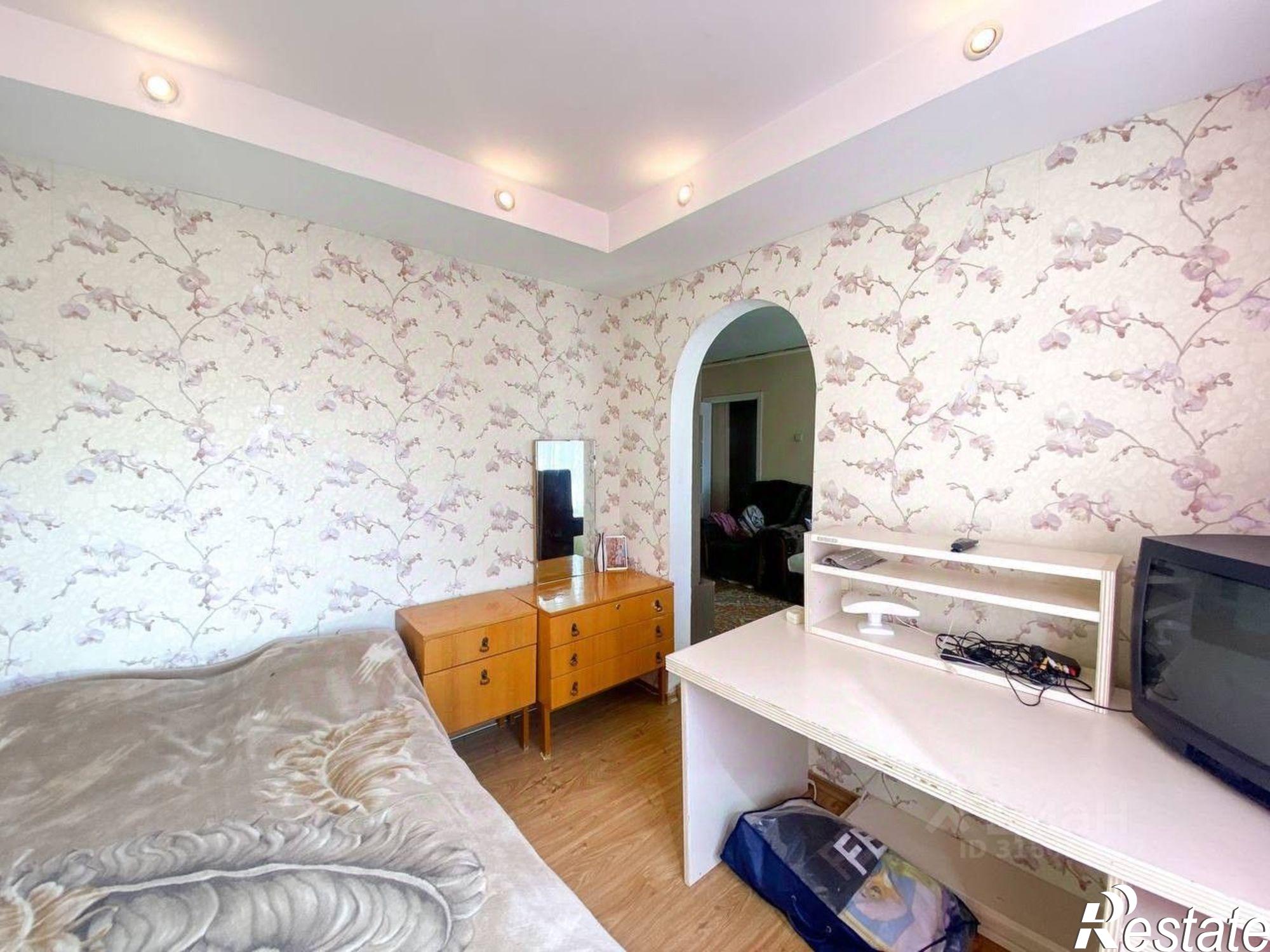 Купить квартиру за 5 100 000 рублей на 15-й квартал,дом 12