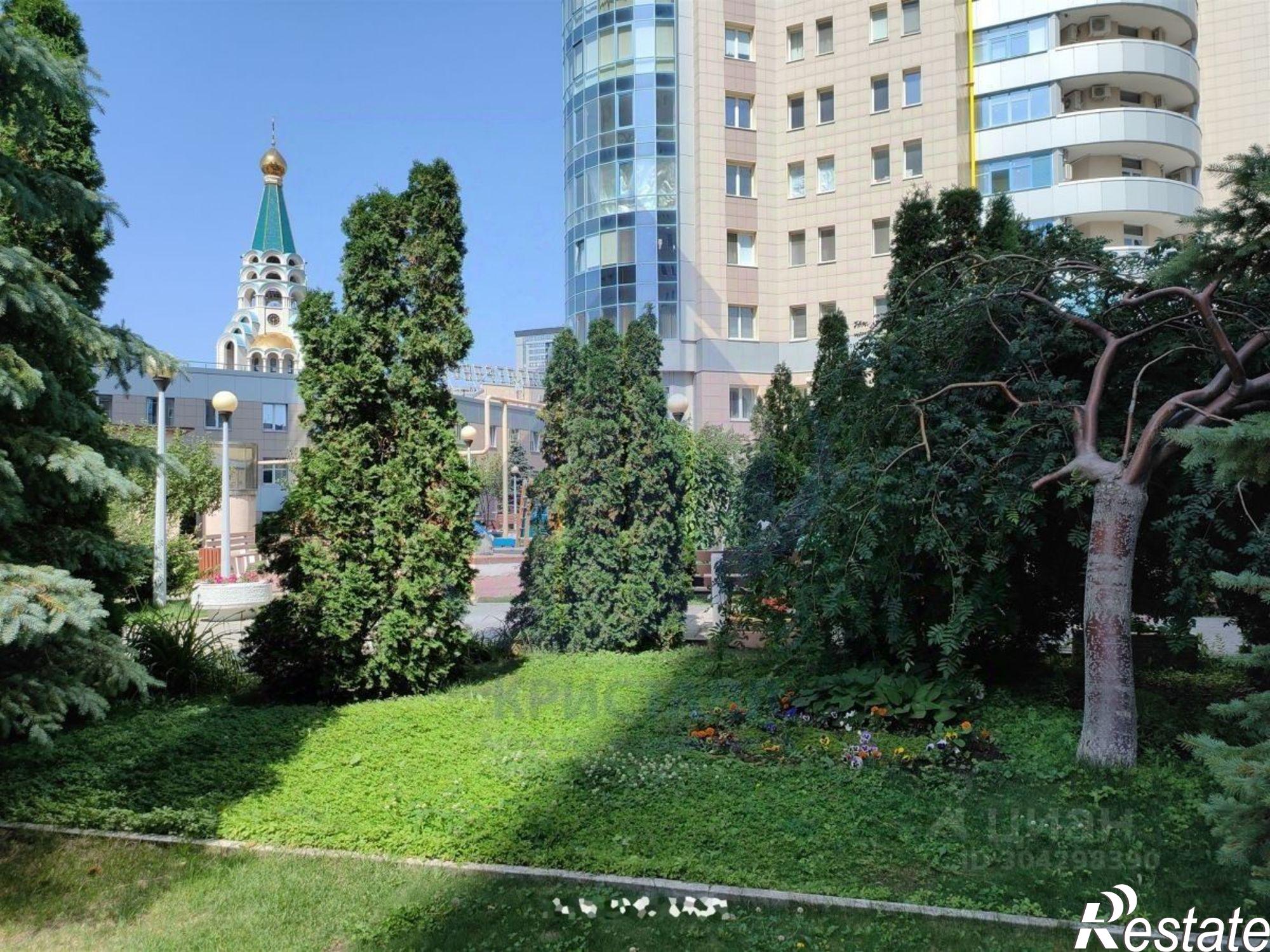 Купить квартиру за 48 000 000 рублей на Лесная улица, 33