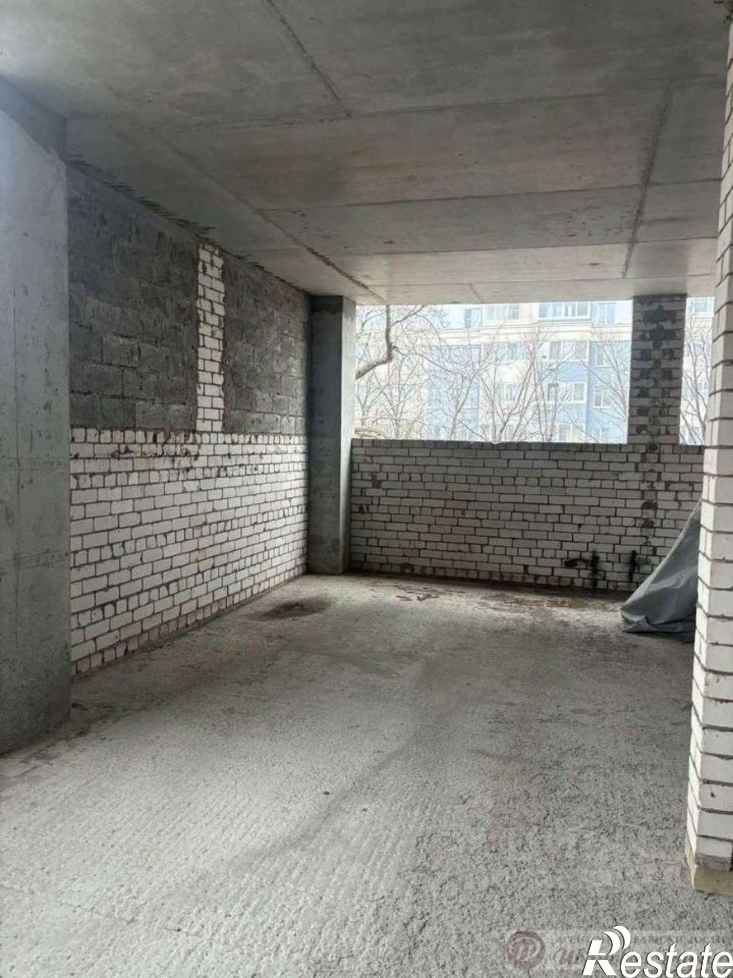 Купить гараж, место в паркинге за 1 000 010 рублей на улица Губанова, 9