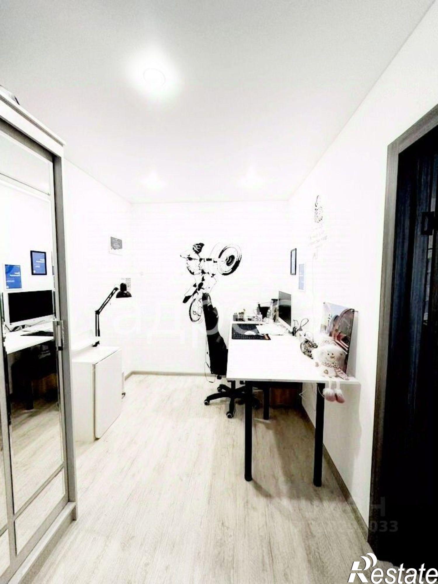 Купить квартиру за 5 100 000 рублей на Средне-Садовая улица, 3