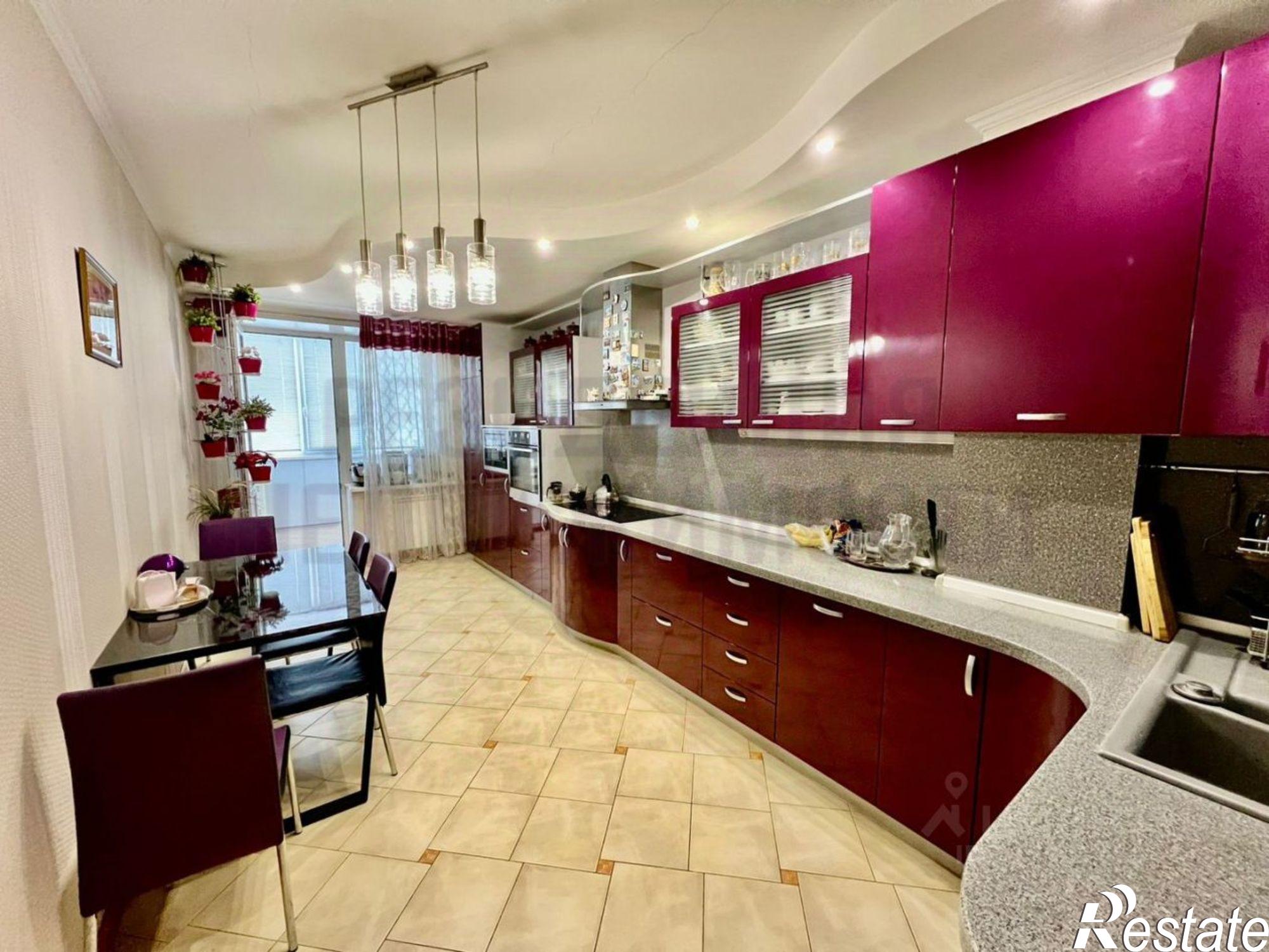 Купить квартиру за 20 700 000 рублей на Никитинская улица, 30