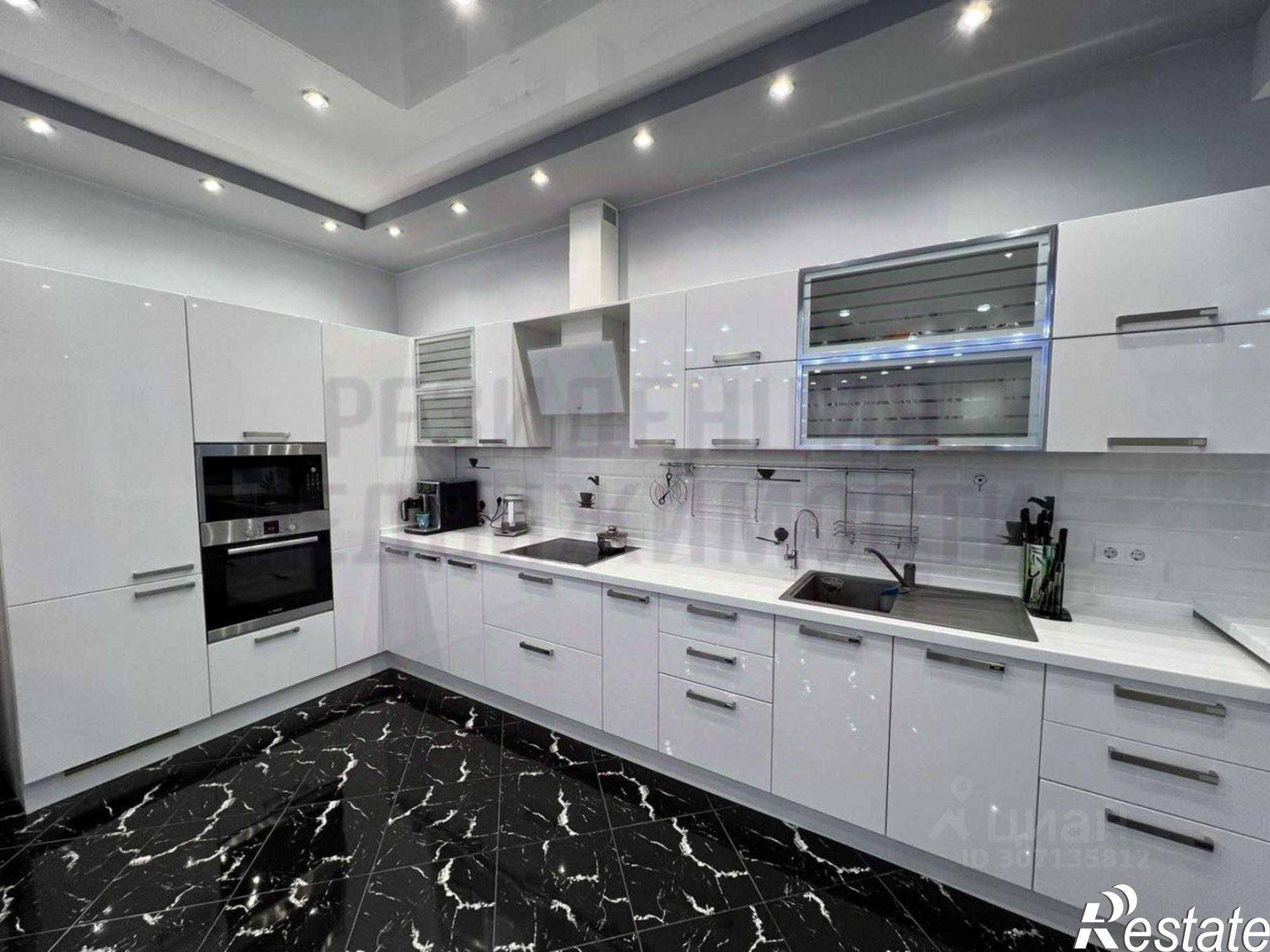 Купить квартиру за 22 500 000 рублей на Садовая улица, 176