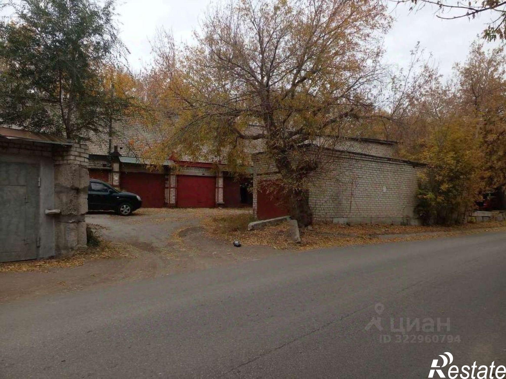 Купить гараж, место в паркинге за 766 064 рублей на Луцкая улица, 2