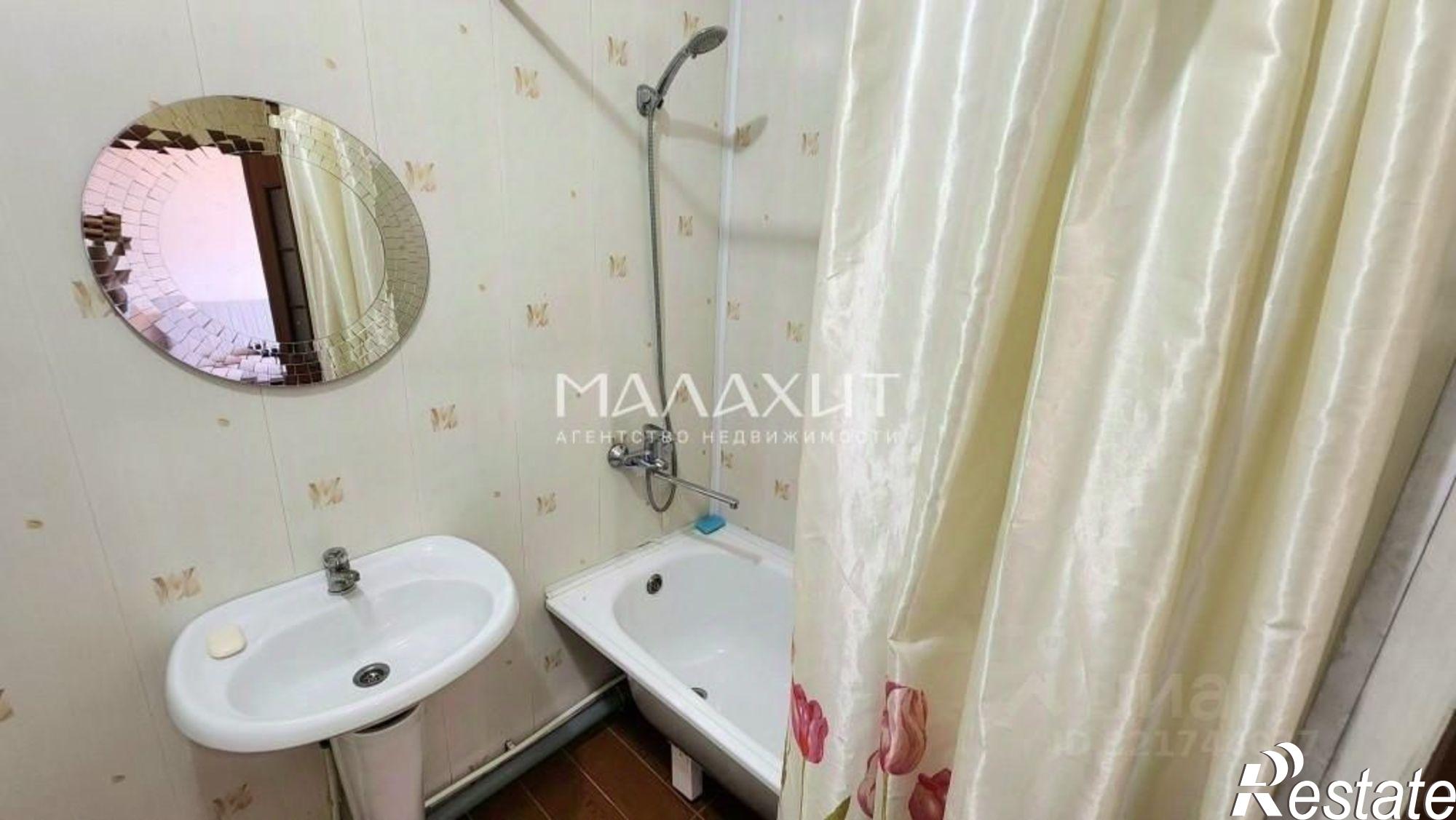 Купить квартиру за 6 100 000 рублей на Революционная улица, 126