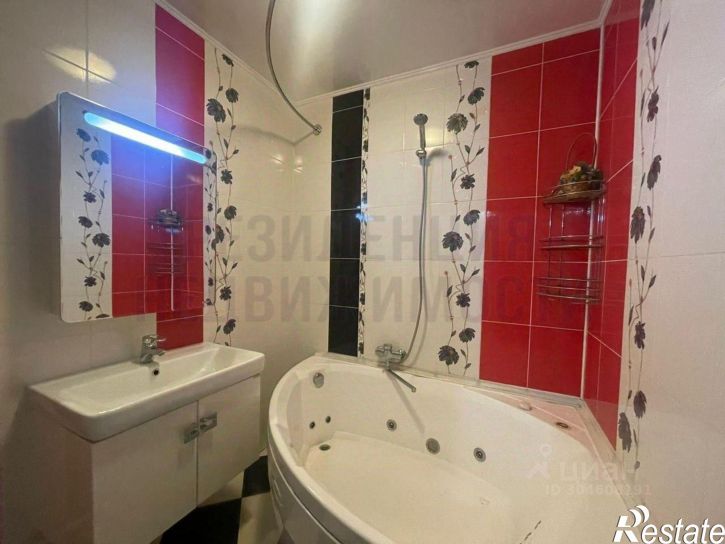 3-комн квартира улица Советской Армии, 253,  д. 253