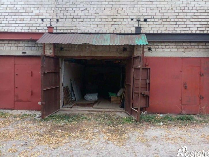 Гараж/парковка Луцкая улица, 2,  д. 2