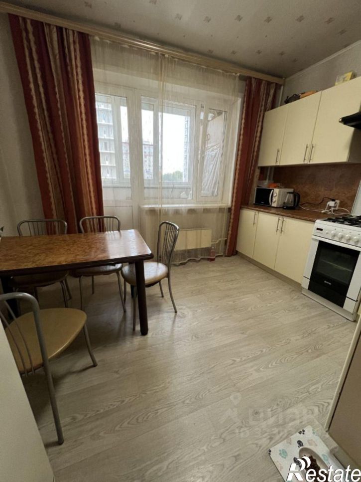 3-комн квартира улица Антонова-Овсеенко, 61,  д. 61