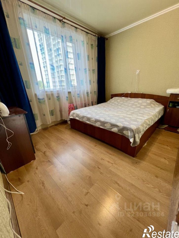 3-комн квартира улица Антонова-Овсеенко, 61,  д. 61