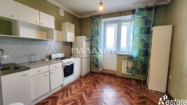 1-комн квартира Революционная улица, 126,  д. 126