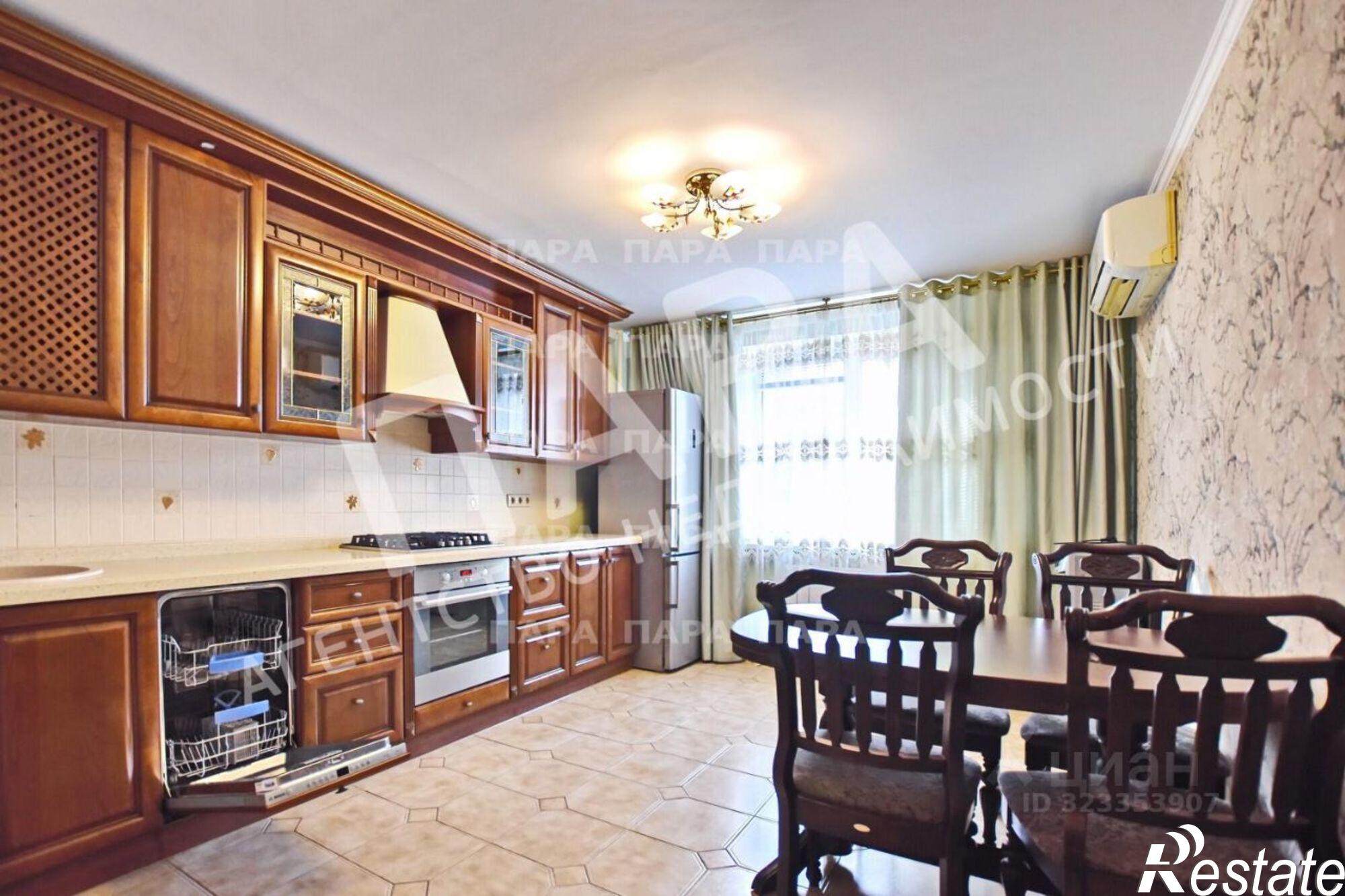 Сдать квартиру за 50 000 рублей на улица Братьев Коростелёвых, 83