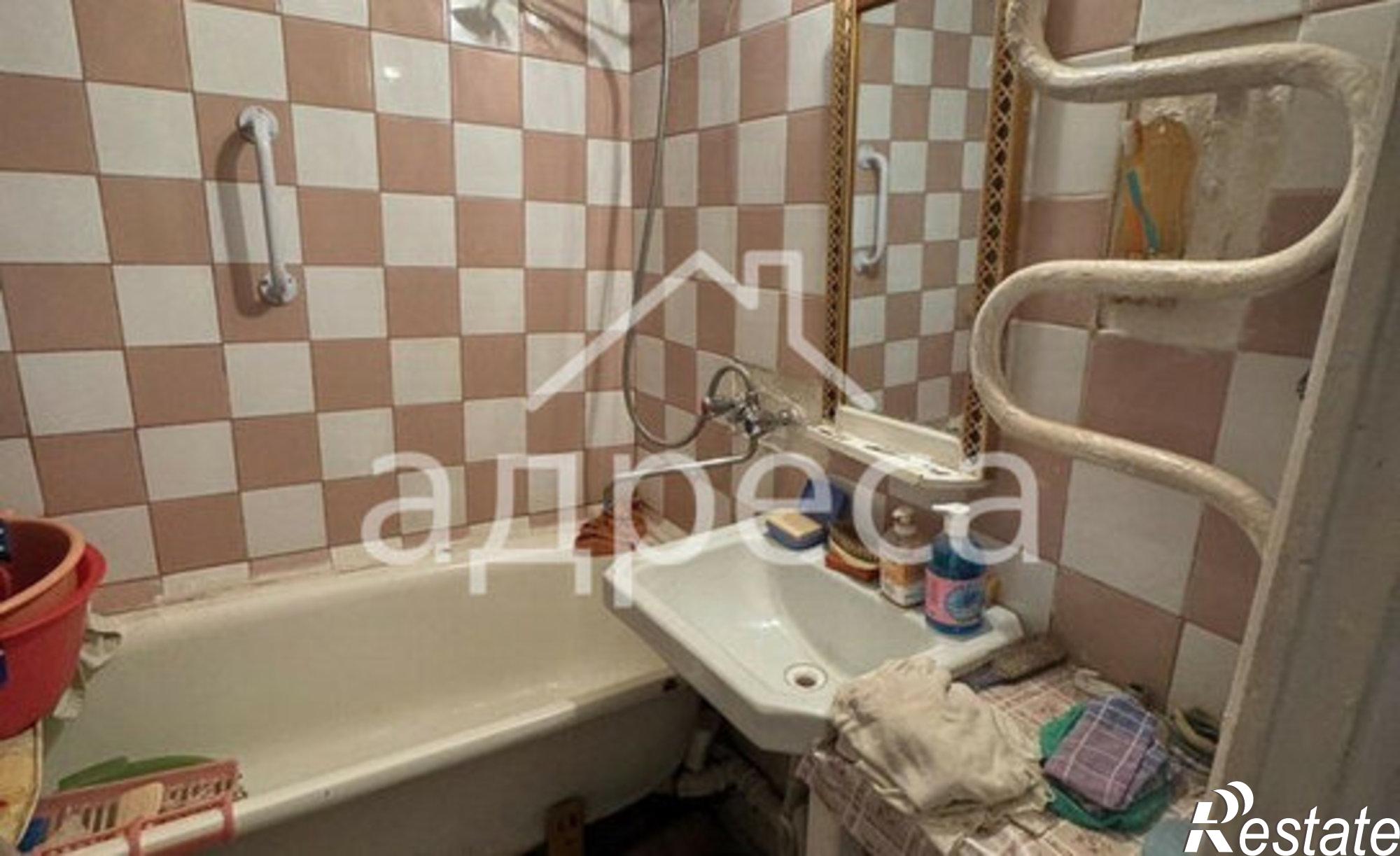 Купить квартиру за 4 700 000 рублей на Черемшанская улица, 240