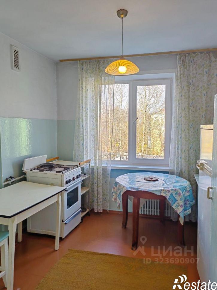 2-комн квартира улица Сергея Лазо, 42,  д. 42