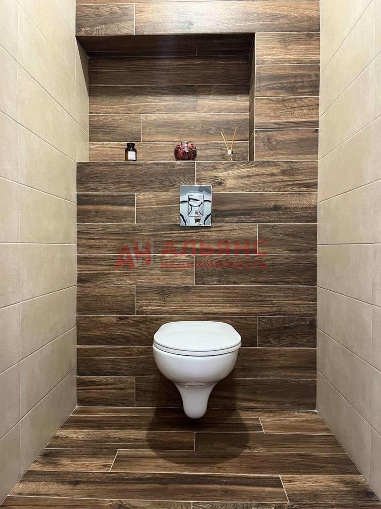 Купить квартиру за 9 999 000 рублей на Николая Баженова улица, 7