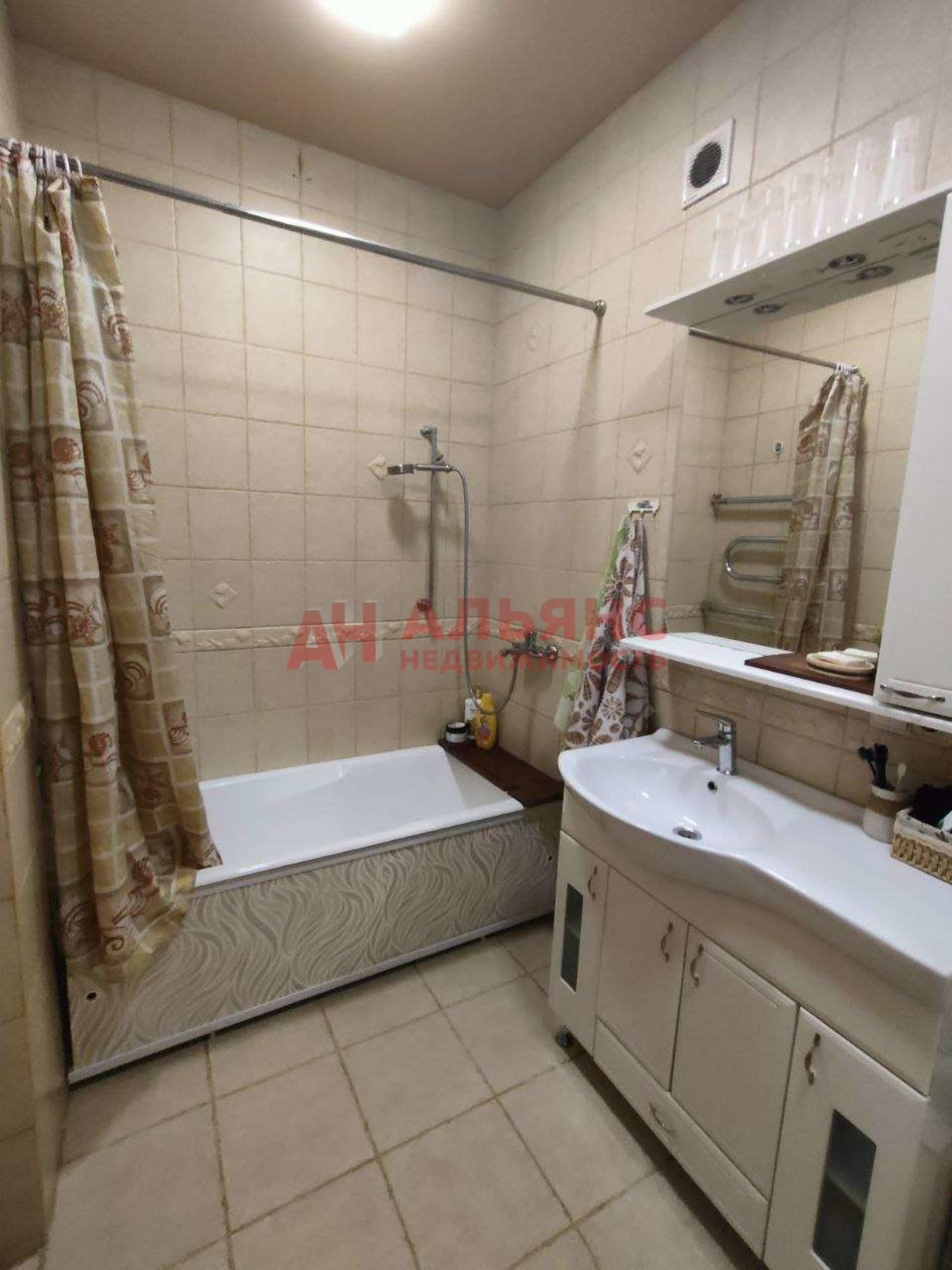 Купить квартиру за 7 499 000 рублей на Победы улица, 12