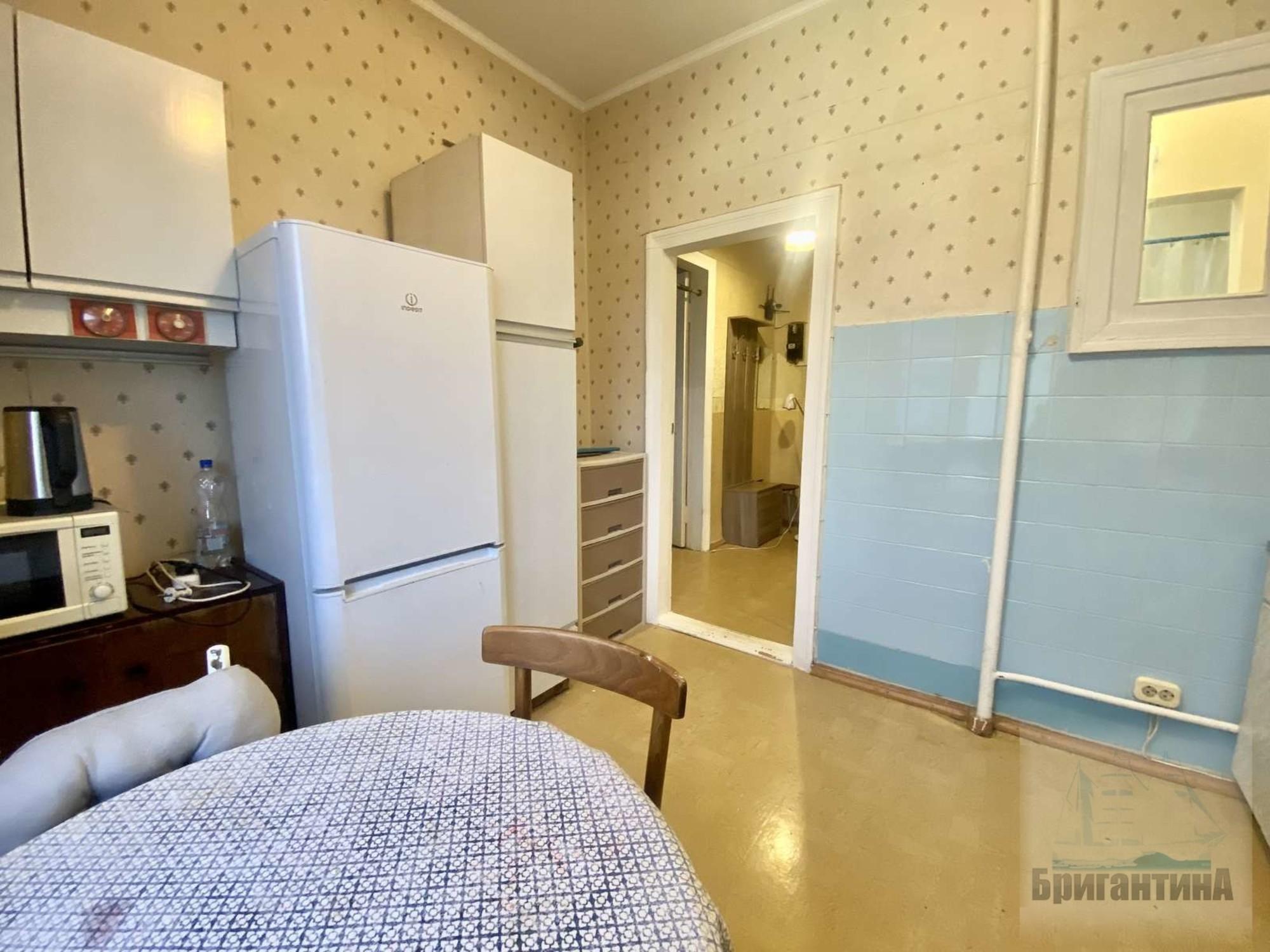 Сдать квартиру за 27 000 рублей на Волжский проспект, 33а