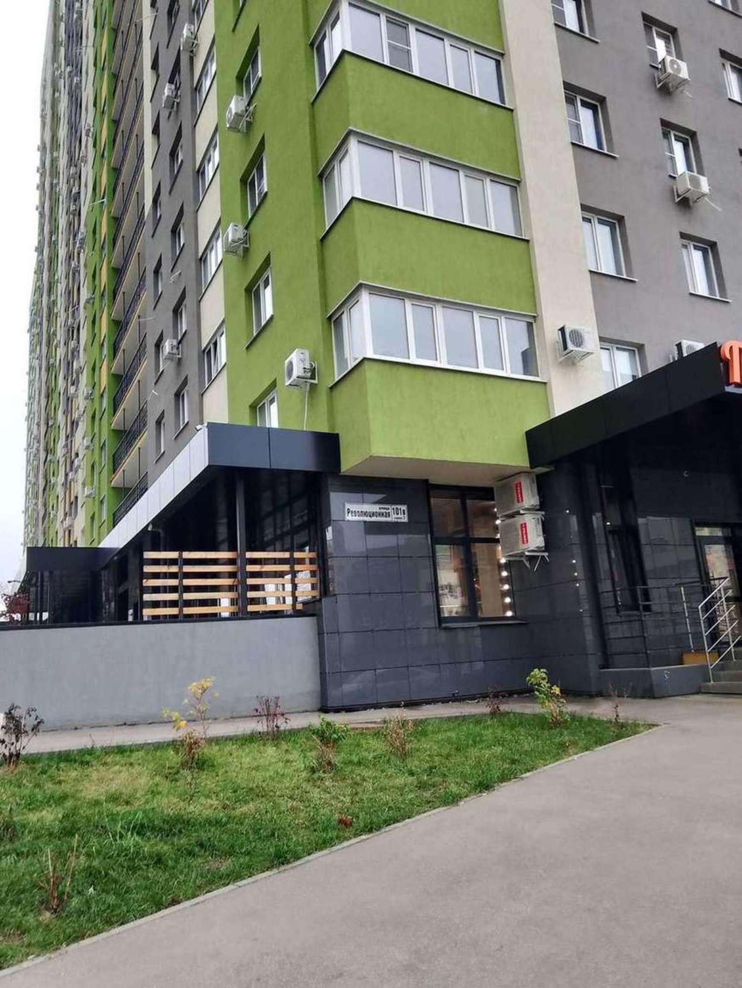 Купить квартиру за 7 900 000 рублей на Революционная улица, 101В