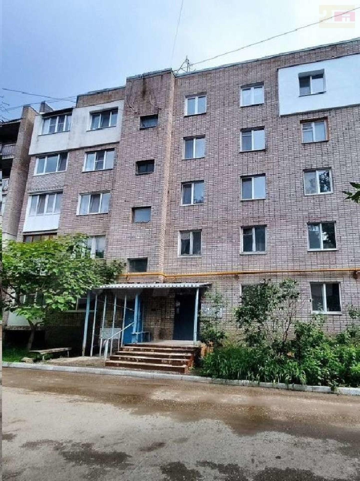 Купить квартиру за 5 100 000 рублей на Батайская улица, 11