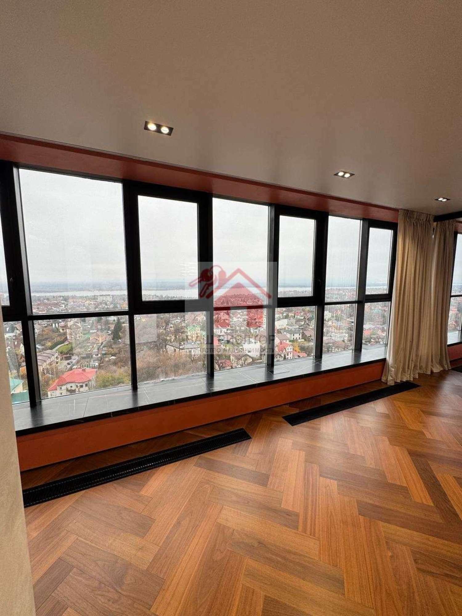 Купить квартиру за 55 000 000 рублей на Солнечная улица, 42