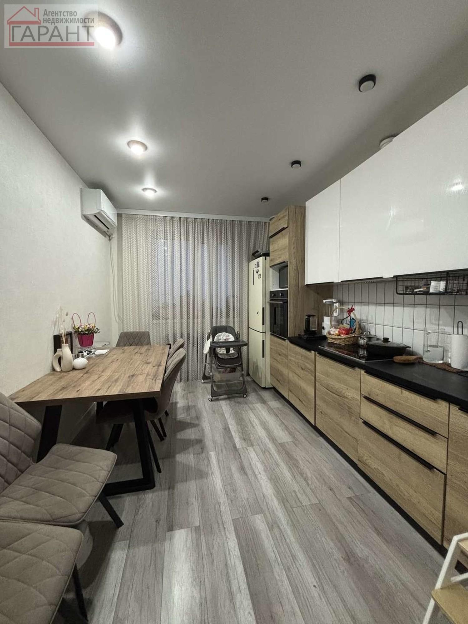 Купить квартиру за 16 000 000 рублей на Московское шоссе, 199