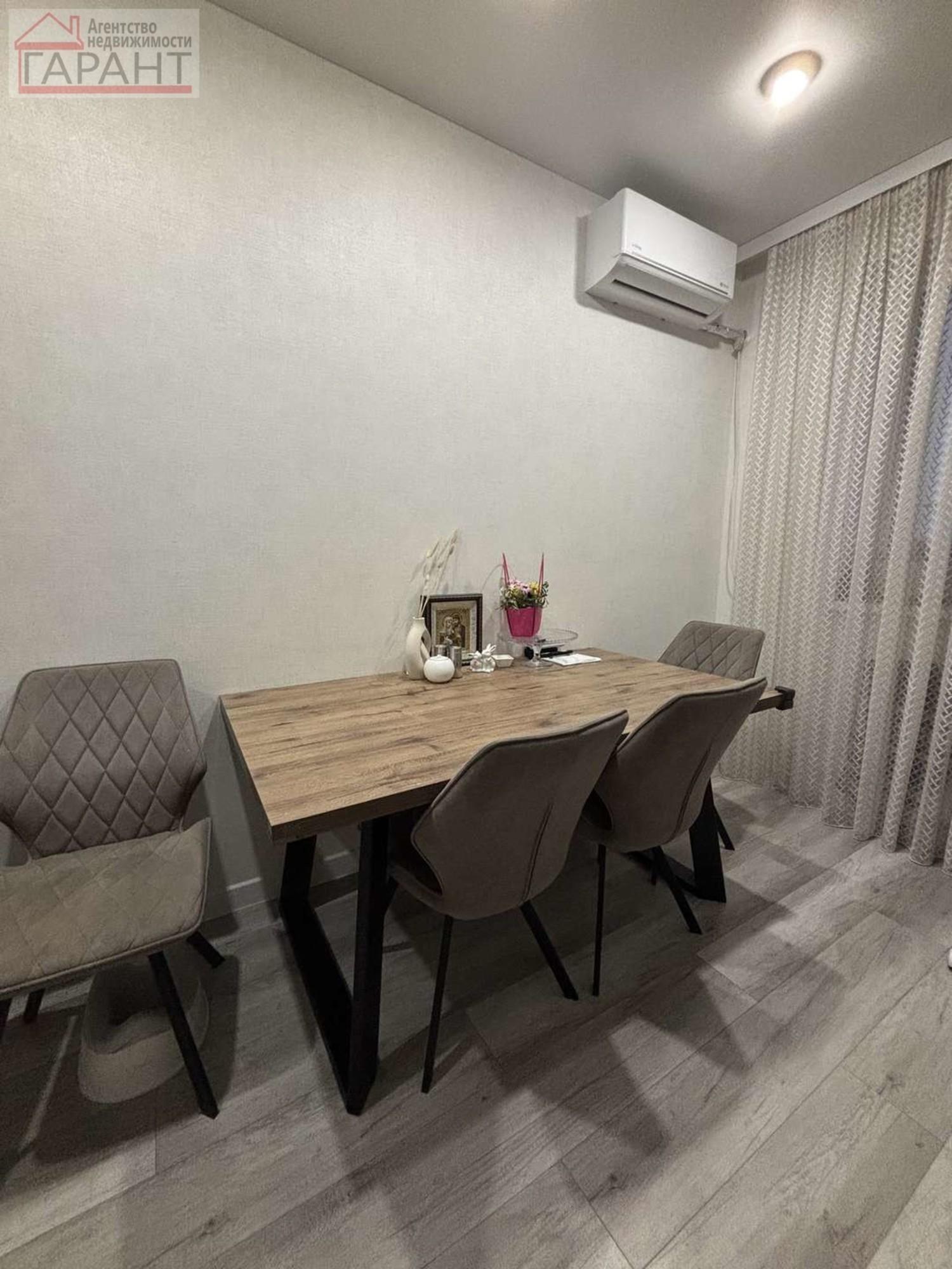 Купить квартиру за 16 000 000 рублей на Московское шоссе, 199