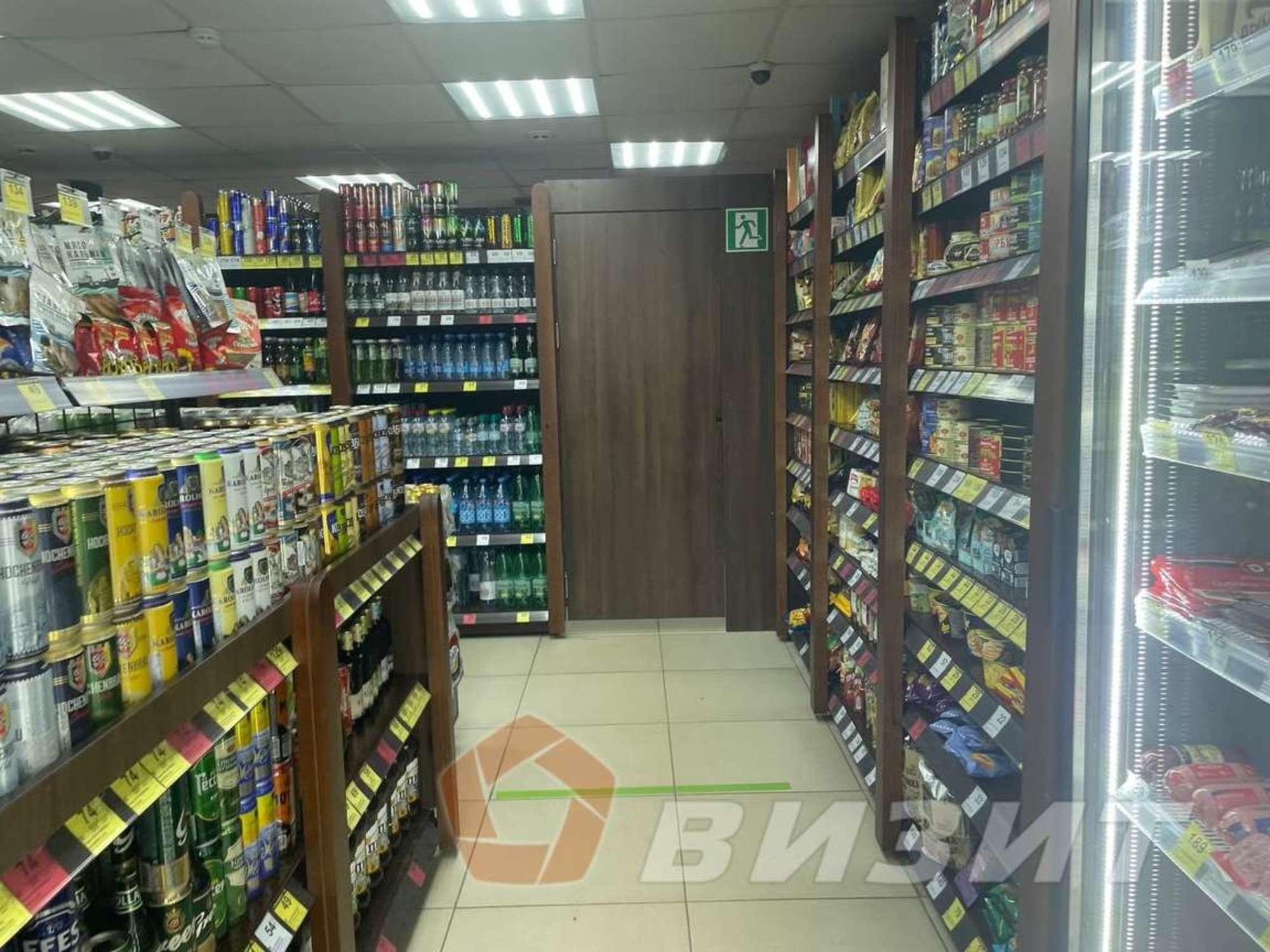 Купить торговое помещение за 10 500 000 рублей на Металлургов проспект, 15