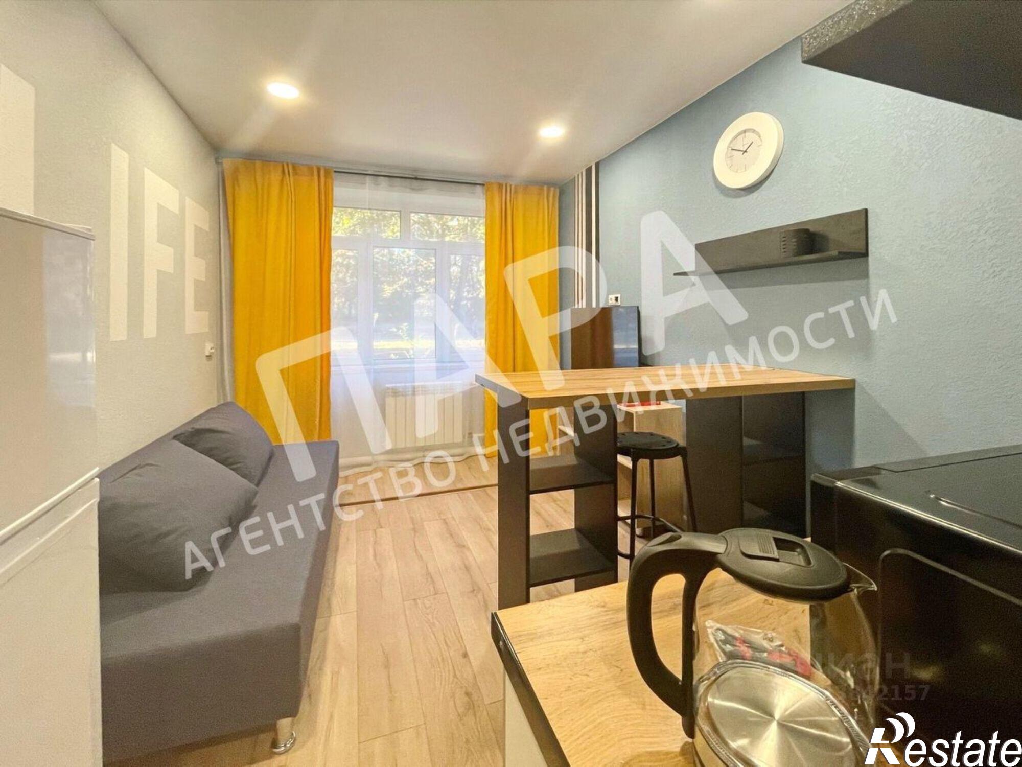 Сдать квартиру за 17 000 рублей на Заводское шоссе, 14литБ