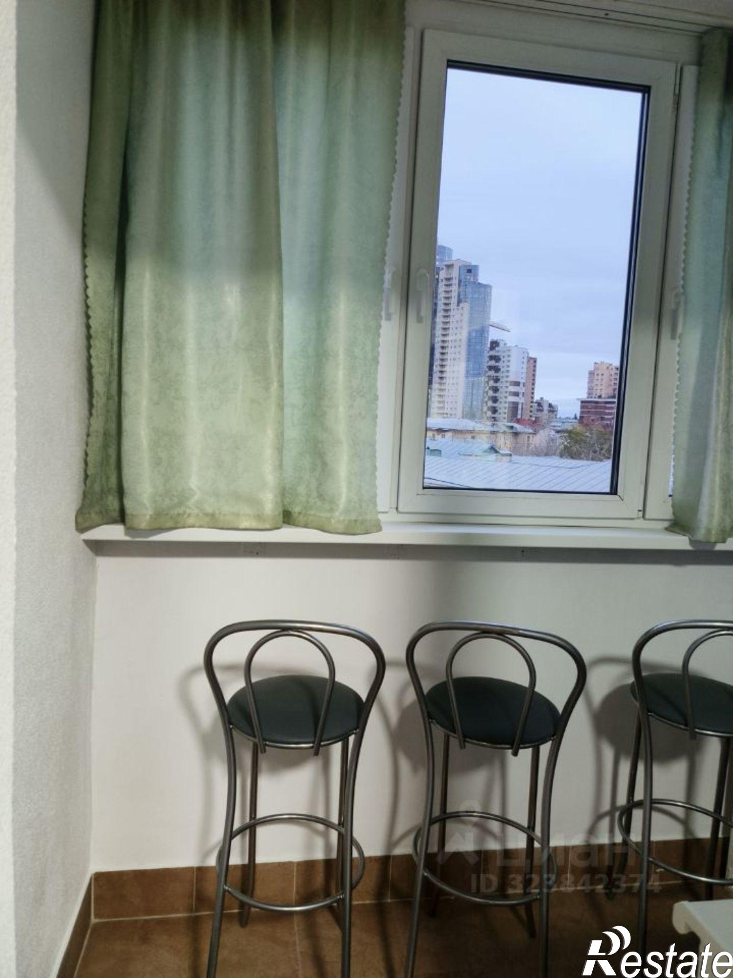 Сдать квартиру за 39 000 рублей на Галактионовская улица, 106А