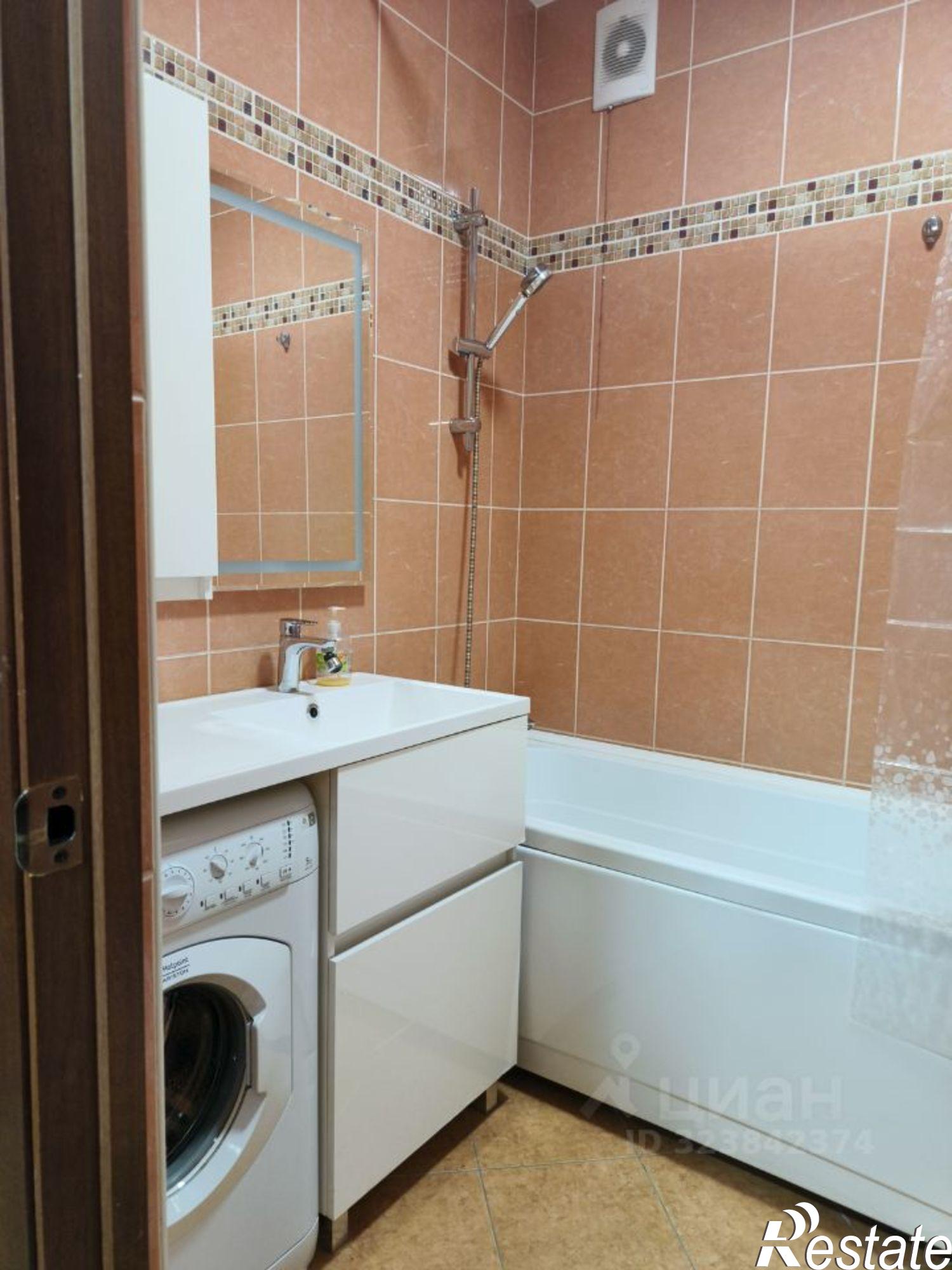 Сдать квартиру за 39 000 рублей на Галактионовская улица, 106А