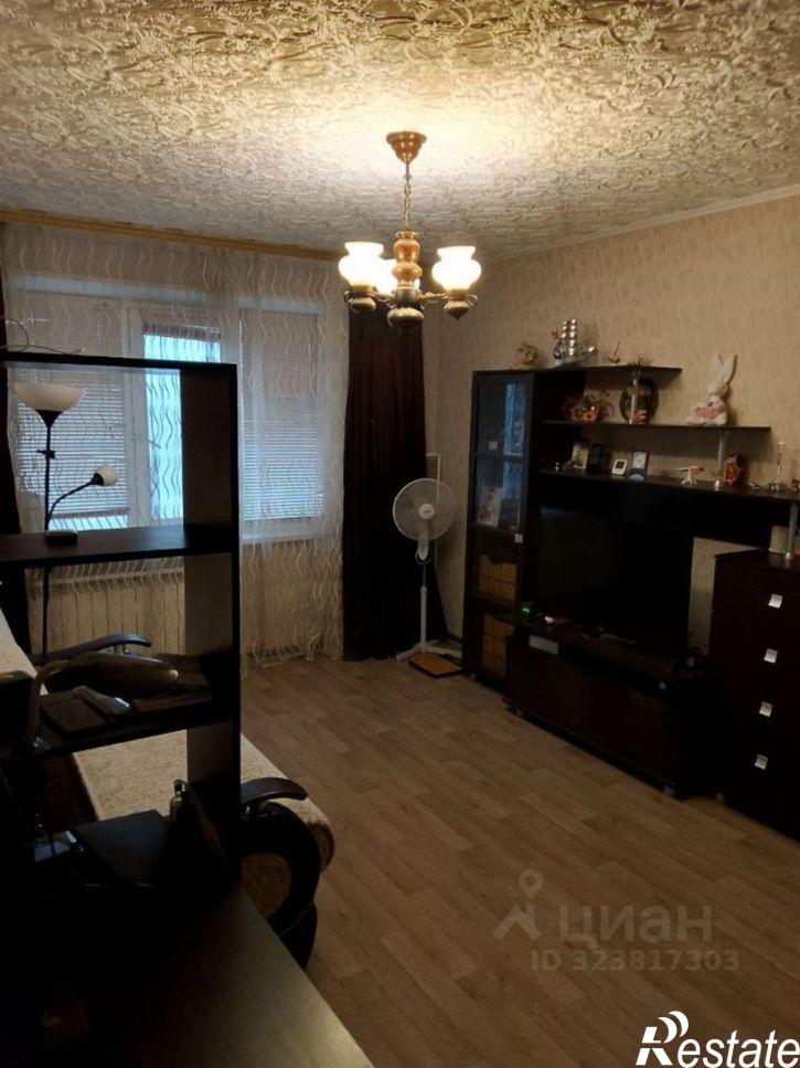 3-комн квартира ул Парижской Коммуны, 30,  д. 30