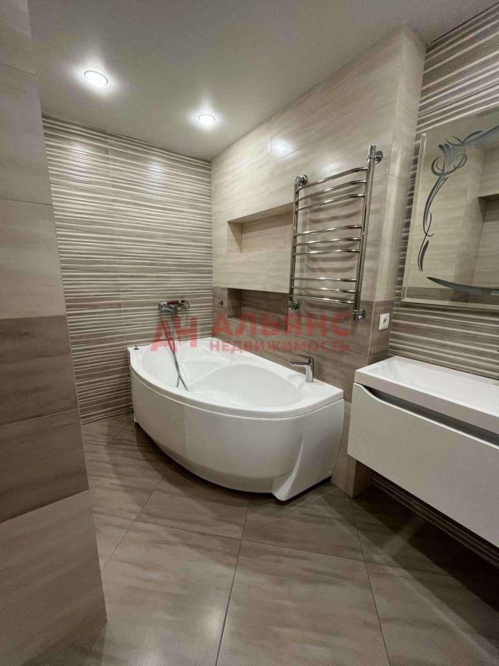 3-комн квартира Николая Баженова улица, 7