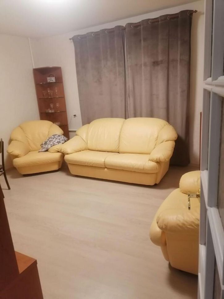 2-комн квартира Флотская улица, 3