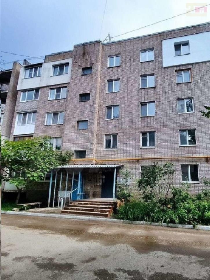 3-комн квартира Батайская улица, 11