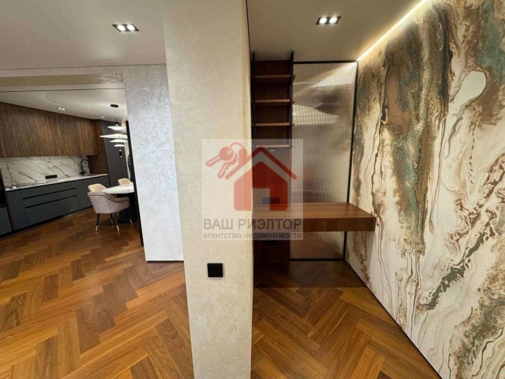 4-комн квартира Солнечная улица, 42