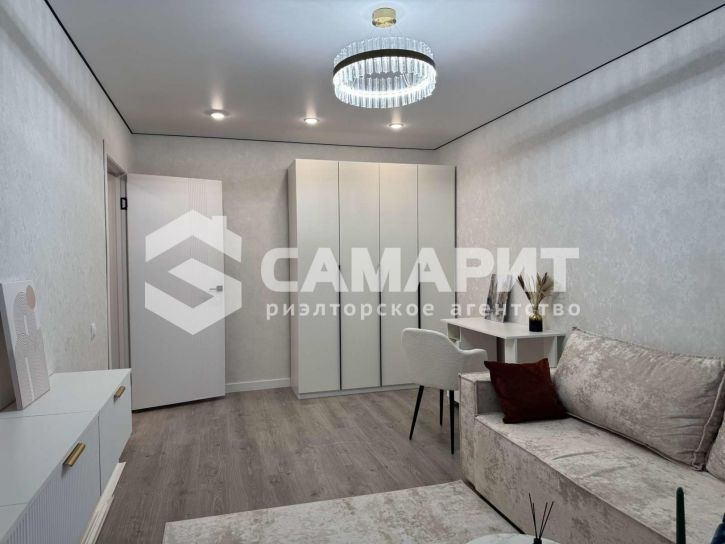 1-комн квартира Осипенко улица, 138