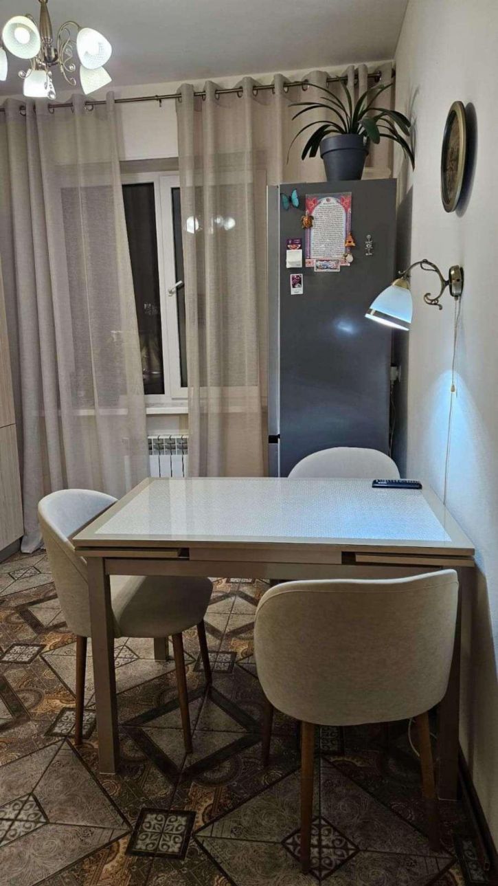 2-комн квартира 3-я просека, 94Б