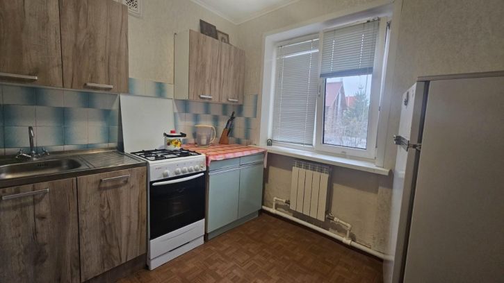 2-комн квартира Красный Пахарь улица, 33