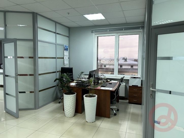 Офис Молодогвардейская улица, 204